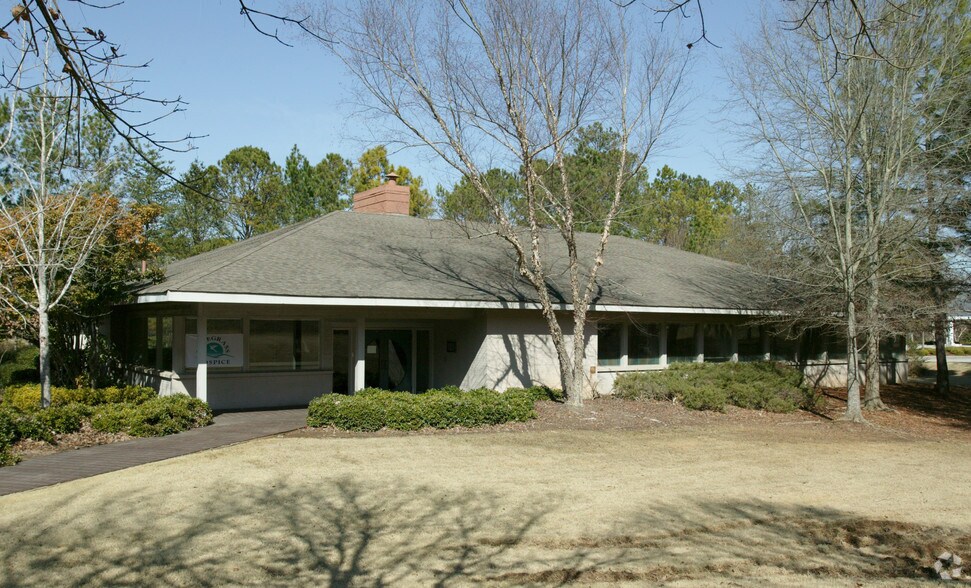 More Photos Of 2084 Valleydale Rd, Birmingham Medical For Sale