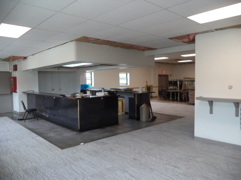 More Photos Of 35 W Brook St, Manchester Industrial For Sale