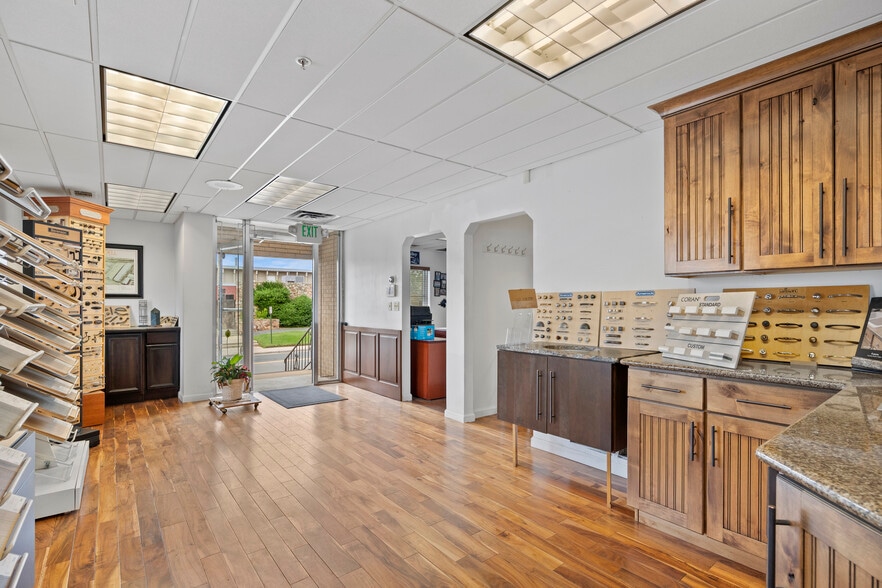 More Photos Of 1255 W 47th Ave, Denver Warehouse For Sale