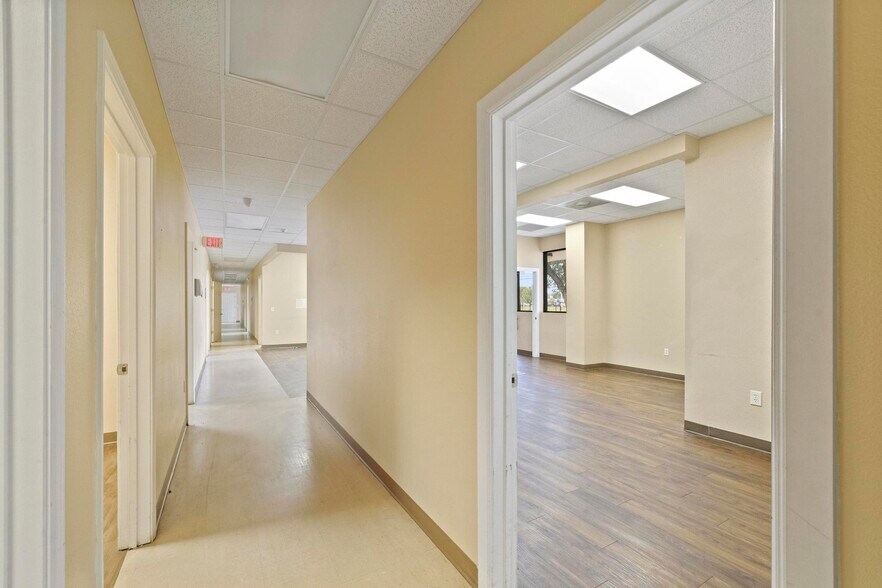 More Photos Of 1851 St Mary Ave, Pensacola Medical For Lease