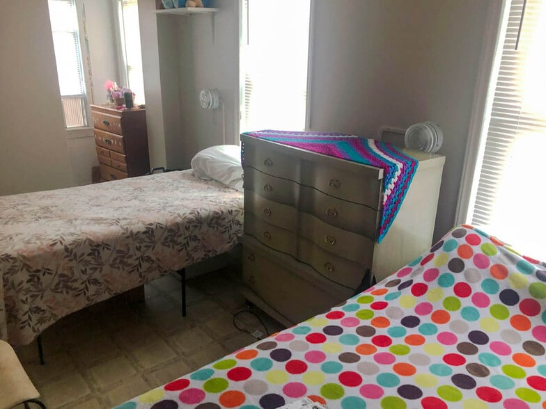 More Photos Of 118-122 S 10th St, Lebanon Congregate Senior Housing For Sale