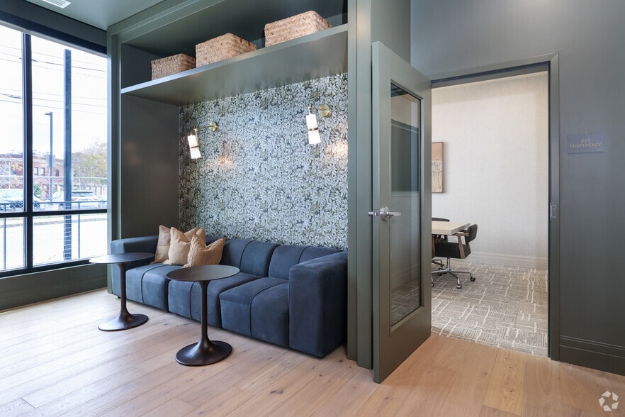 More Photos Of 266 Canal St, Salem Apartments For Lease