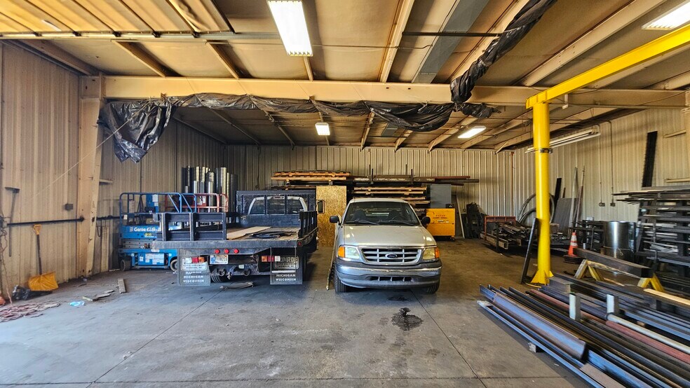 More Photos Of 2008 Ohio St, La Porte Manufacturing For Sale