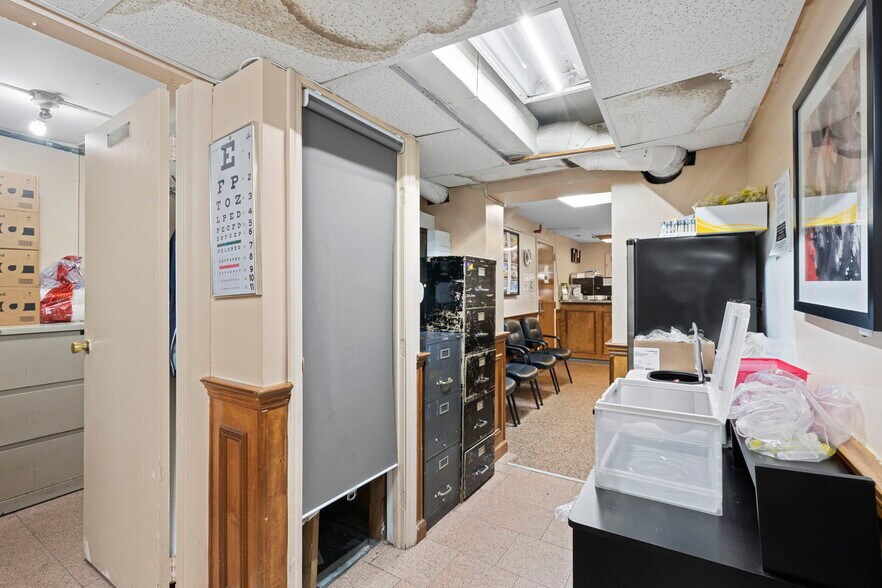 More Photos Of 30 Saint James Pl, Brooklyn Apartments For Lease