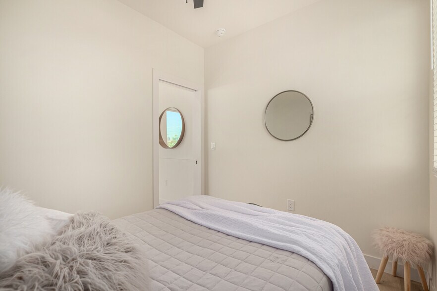 More Photos Of 1728 W Sherman St, Phoenix Multifamily For Sale