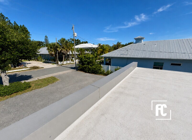 More Photos Of 310 SW Ocean Blvd, Stuart Medical For Sale