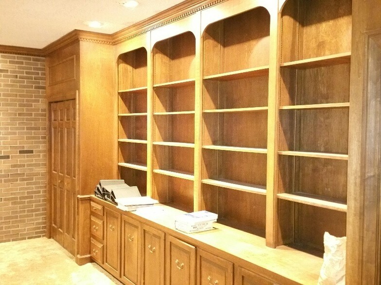 More Photos Of 2044 Peck St, Muskegon Warehouse For Sale