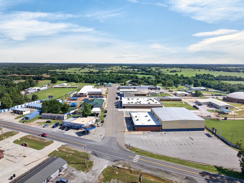 More Photos Of 12283 State Highway 39, Dibble Convenience Store For Sale
