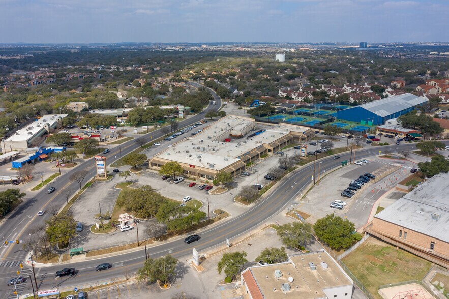 More Photos Of 2235 Thousand Oaks Dr, San Antonio Unknown For Lease