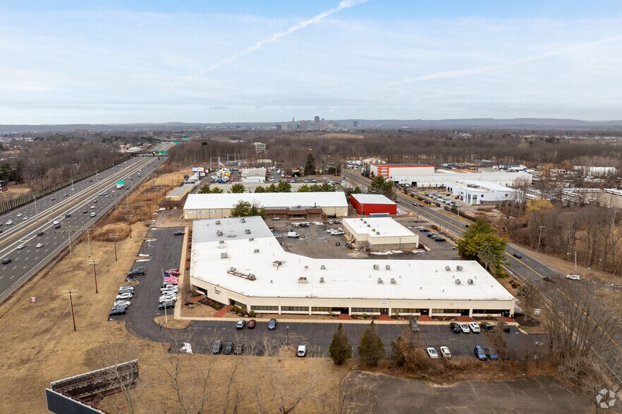 More Photos Of 111-121 Roberts St, East Hartford Business Park For Lease