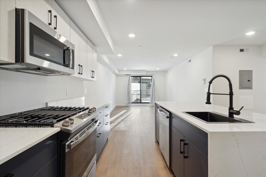 More Photos Of 1951 Point Breeze Ave, Philadelphia Apartments For Sale