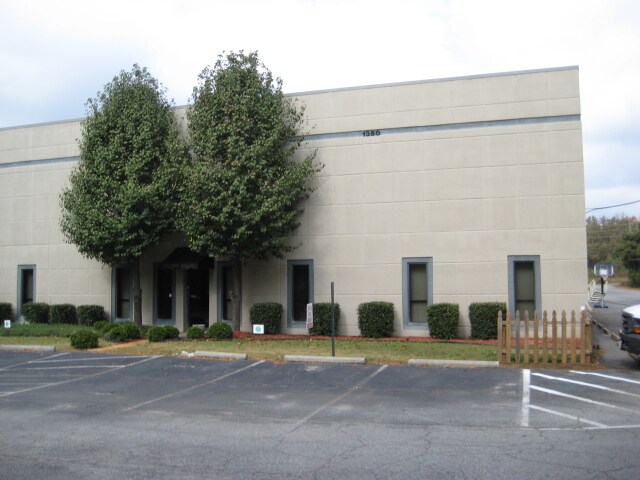 More Photos Of 1350 Tidwell Dr, Alpharetta Office For Lease