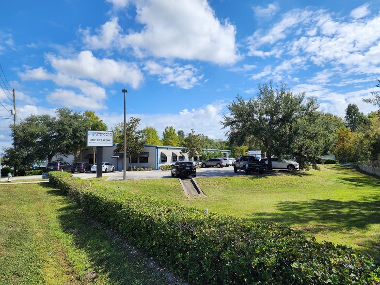 More Photos Of 2041 N Hiawassee Rd, Apopka Warehouse For Sale