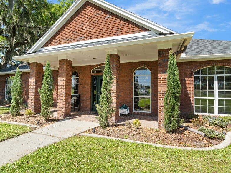 More Photos Of 15400 S US Highway 301, Summerfield Office For Sale