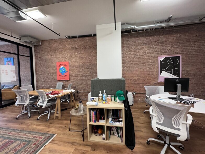 More Photos Of 222 Livingston St, Brooklyn Office Residential For Lease