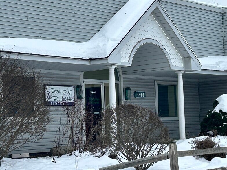 More Photos Of 3234 S Westnedge Ave, Kalamazoo Medical For Sale