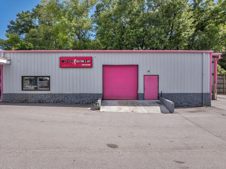 More Photos Of 95 John Sims Pky E, Niceville Freestanding For Sale