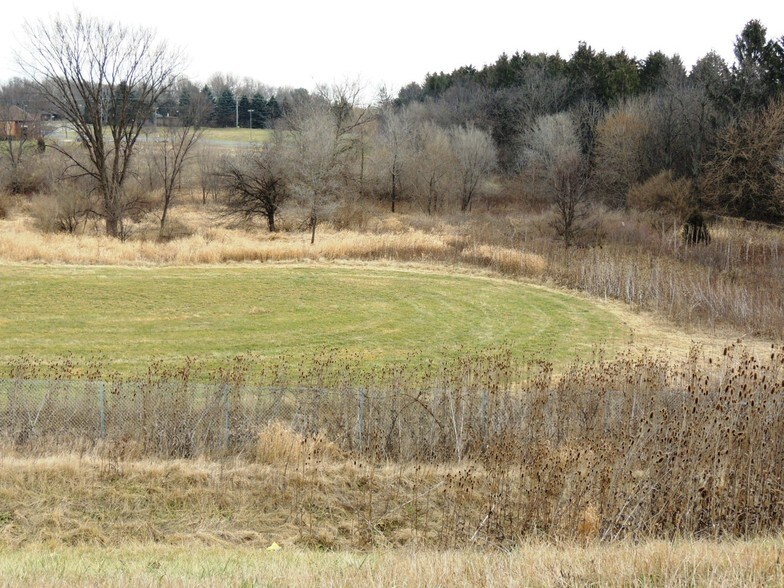 More Photos Of 7900 Brixham Rd, Rockford Land For Sale