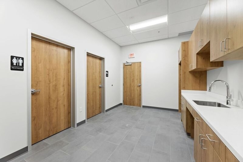 More Photos Of 3155 N Highway 161, Grand Prairie Warehouse For Sale
