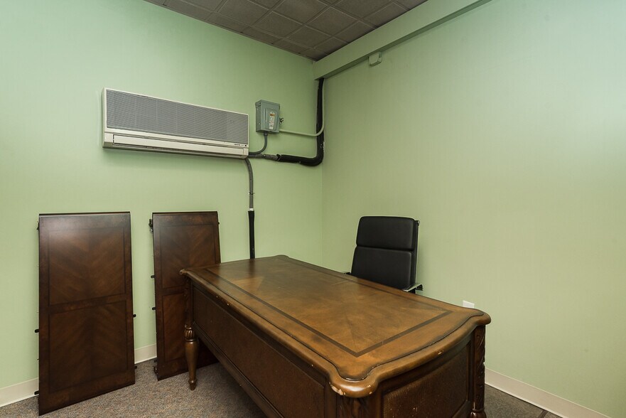 More Photos Of 212 S Main St, Graham General Retail For Sale