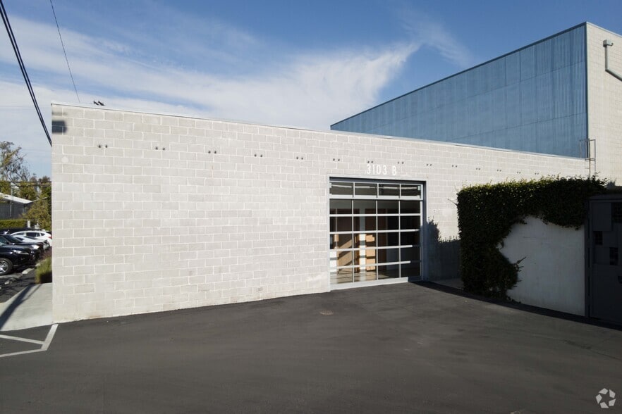 More Photos Of 3103 S La Cienega Blvd, Los Angeles Loft Creative Space For Lease