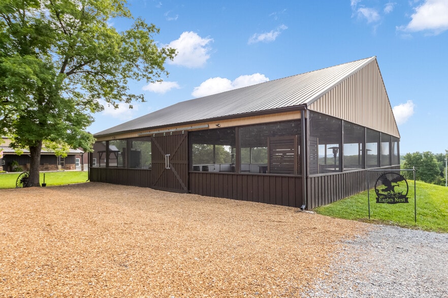 More Photos Of 1049 Oregon Rd, Lascassas Specialty For Sale