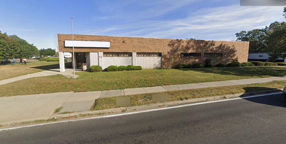 More Photos Of 1345 Straight Path, Wyandanch Industrial For Sale