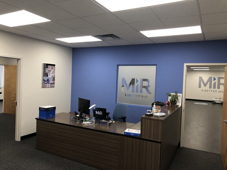 More Photos Of 90 Colin Dr, Holbrook Research And Development For Lease