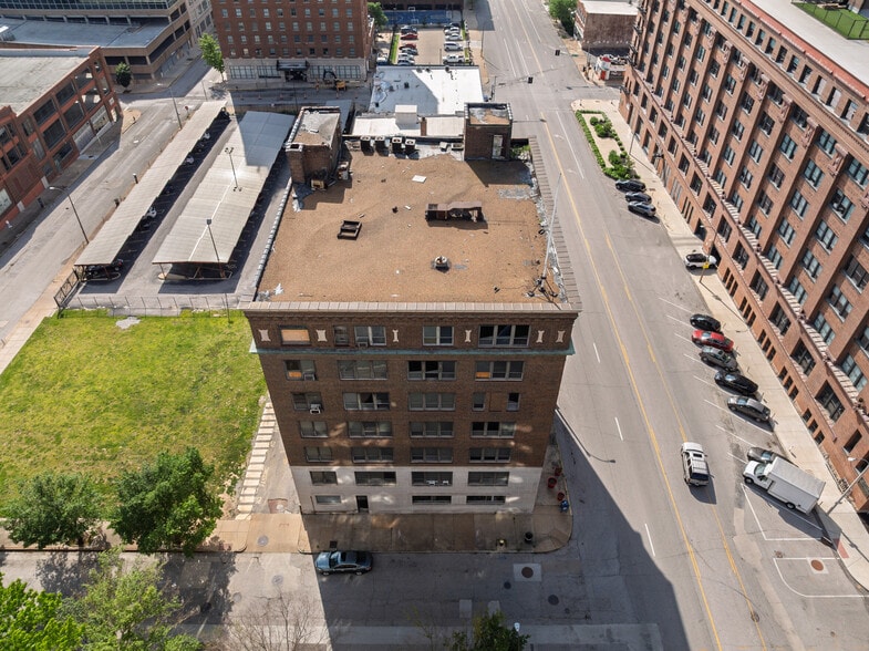 More Photos Of 1700 Olive St, Saint Louis Office For Sale