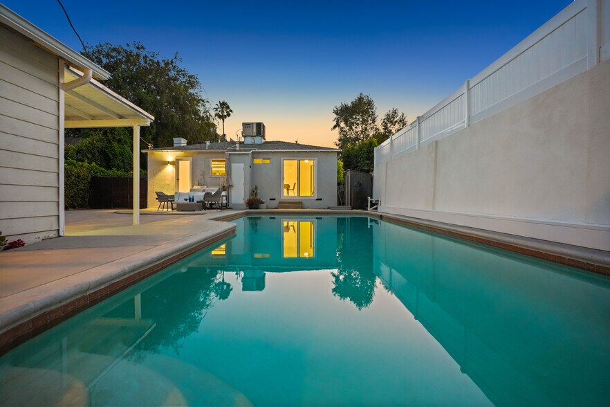 More Photos Of 5438 Colfax Ave, North Hollywood Multifamily For Sale