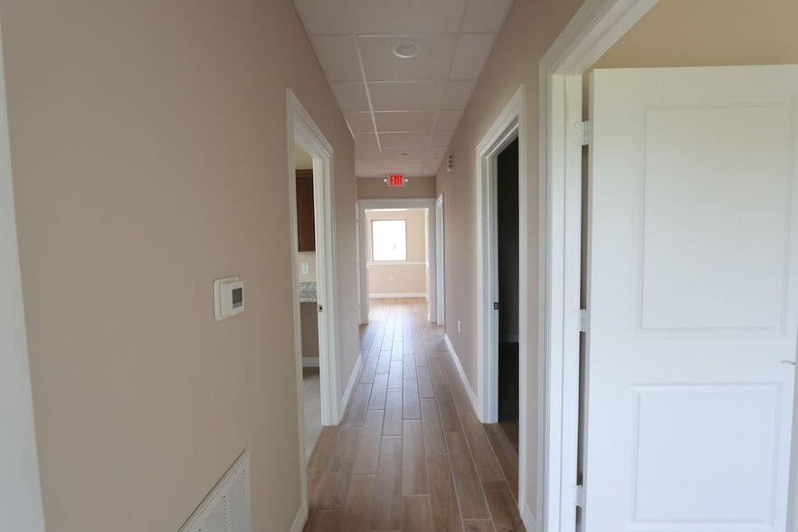 More Photos Of 16310 State Highway 249, Houston Showroom For Sale