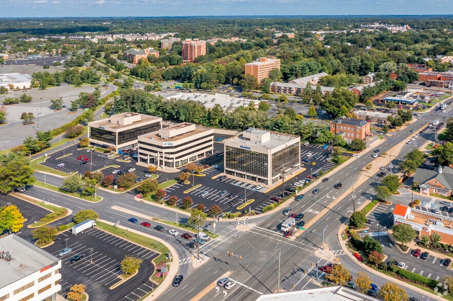 More Photos Of 101 Lakeforest Blvd, Gaithersburg Office For Lease