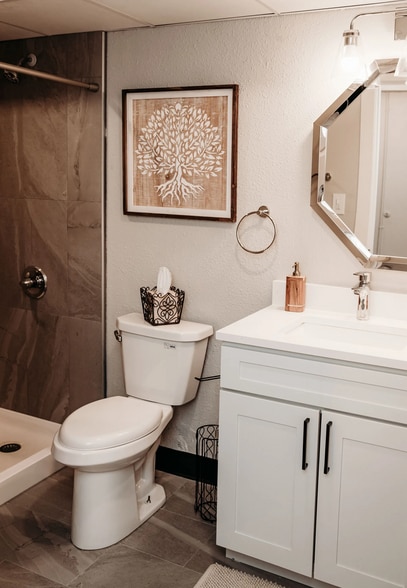 More Photos Of 4221 Stiegel Pike, Newmanstown Hotel For Sale