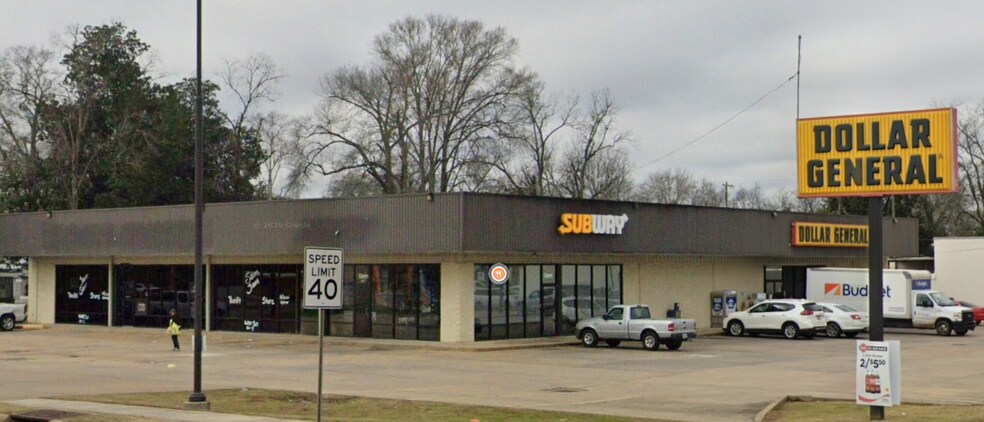 Primary Photo Of 118 W George B Mowad Hwy, Oakdale General Retail For Lease