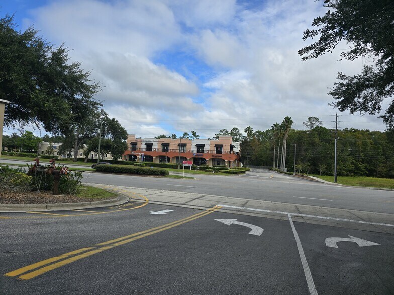 More Photos Of 1890 CR 419, Oviedo General Retail For Lease