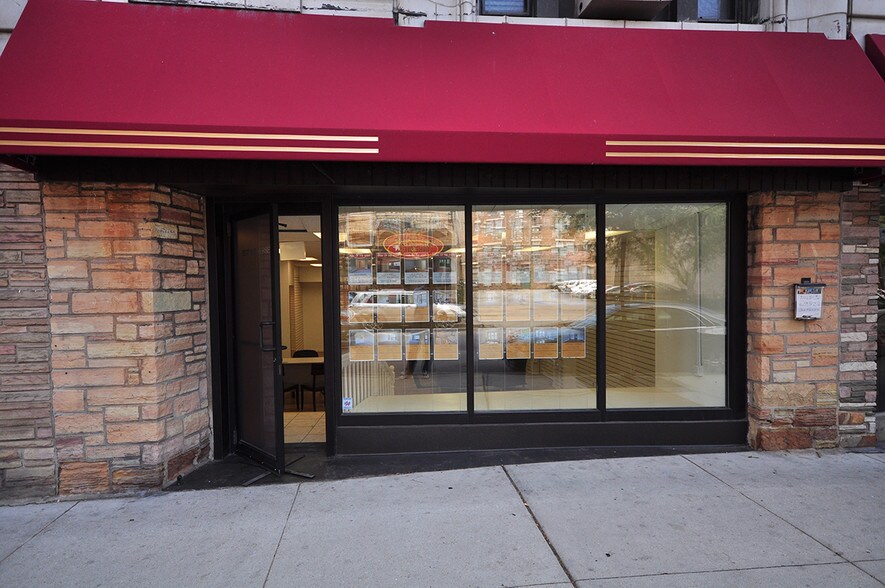 Primary Photo Of 507 W Diversey Pky, Chicago General Retail For Lease