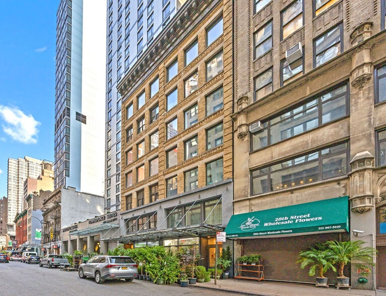 More Photos Of 146-148 W 28th St, New York Apartments For Sale