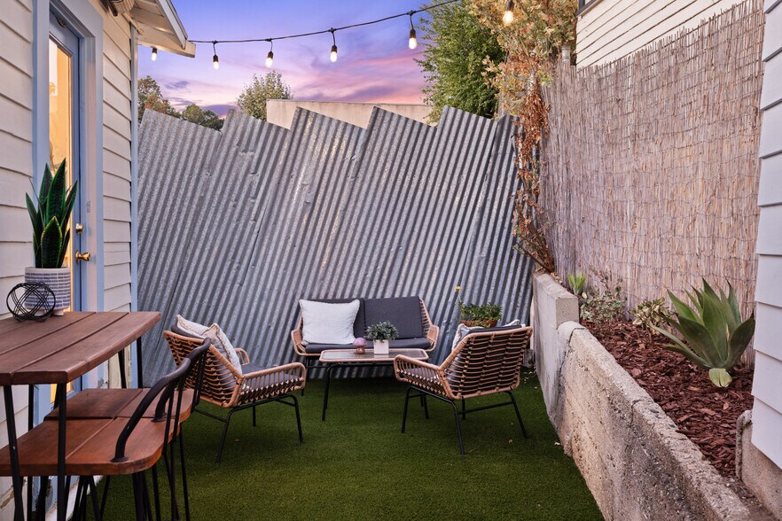More Photos Of 1545 Duane St, Los Angeles Multifamily For Sale