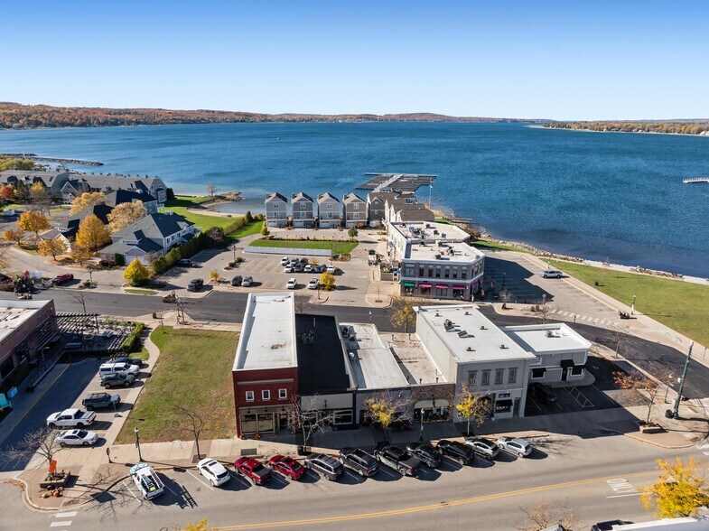 More Photos Of 110 S Lake St, Boyne City Restaurant For Sale