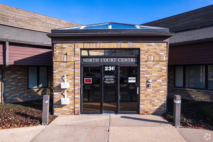 More Photos Of 236 E Northwest Hwy, Palatine Medical For Lease