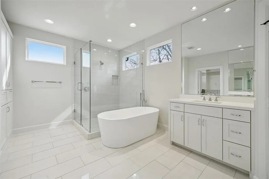 More Photos Of 5614 Anita St, Dallas Dormitory For Sale