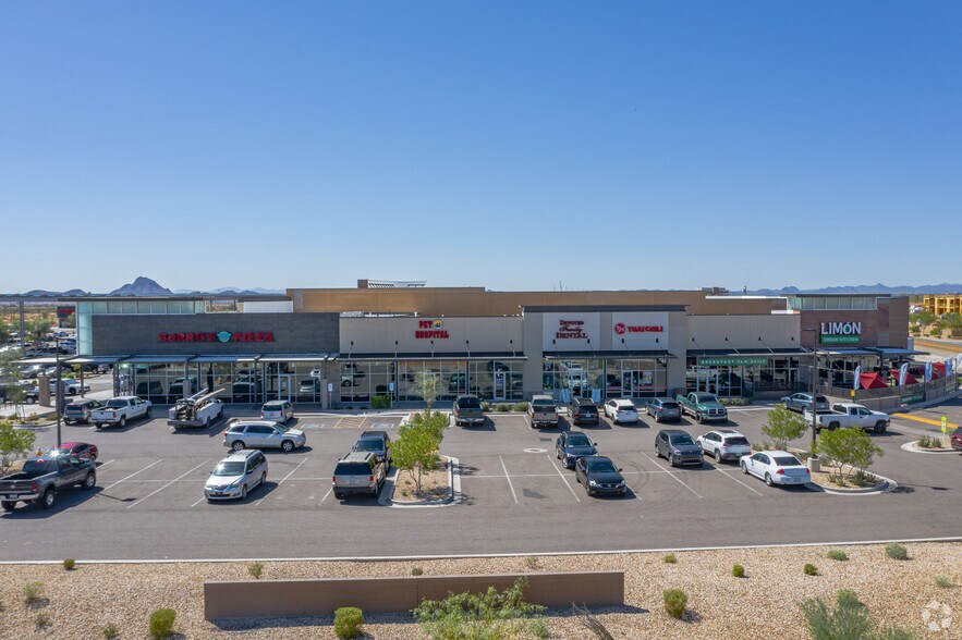 More Photos Of 2800 W Dove Valley Rd, Phoenix Unknown For Lease