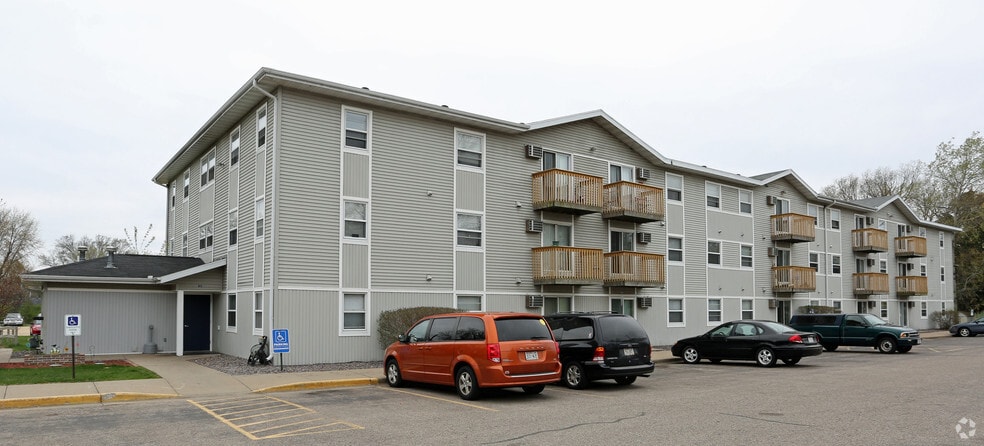 More Photos Of 911 W 3rd St, Nekoosa Apartments For Sale