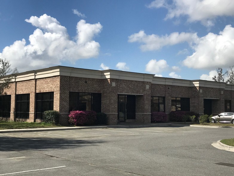 Primary Photo Of 25 Chatham Ctr S, Savannah Office Residential For Lease