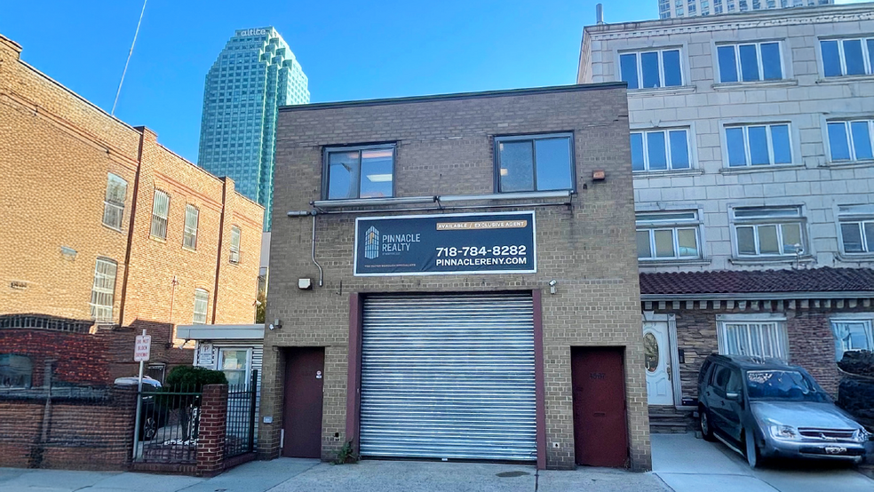 Primary Photo Of 4537 21st St, Long Island City Warehouse For Lease