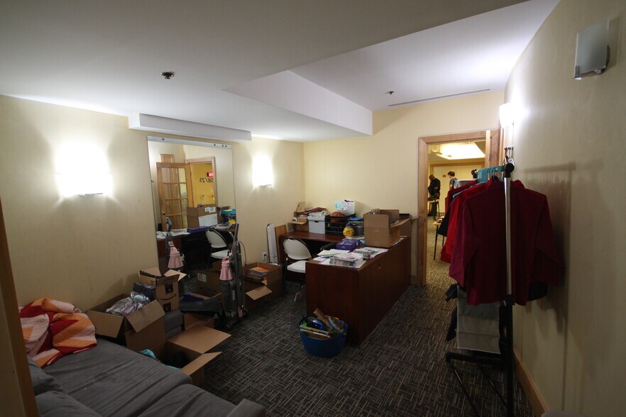 More Photos Of 2200 Wisconsin Ave NW, Washington Apartments For Lease