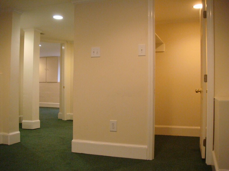 More Photos Of 422 St Marys St, Raleigh Coworking Space