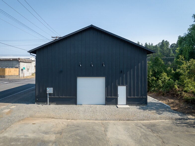 More Photos Of 3061 Odell Hwy, Hood River Specialty For Sale