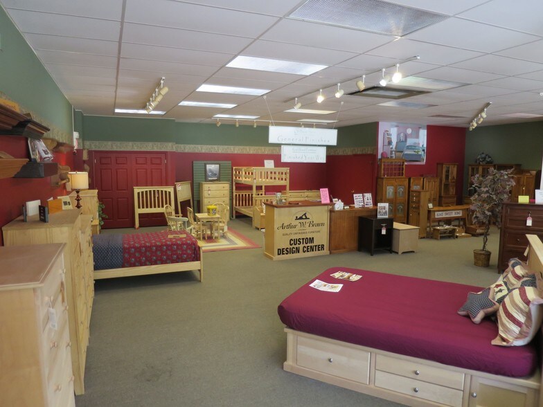 More Photos Of 2441 Baltimore Blvd, Finksburg Freestanding For Lease