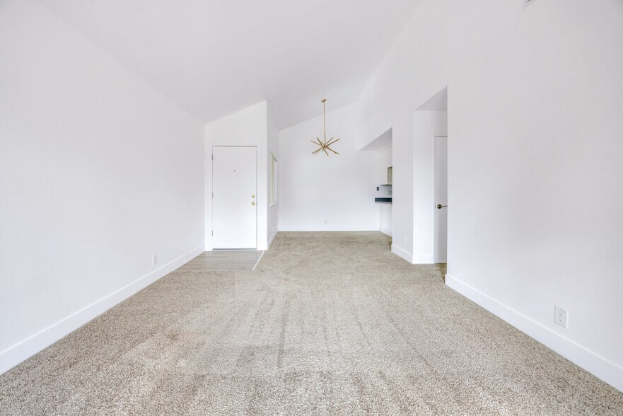 More Photos Of 1700 E Tabor Ave, Fairfield Apartments For Sale